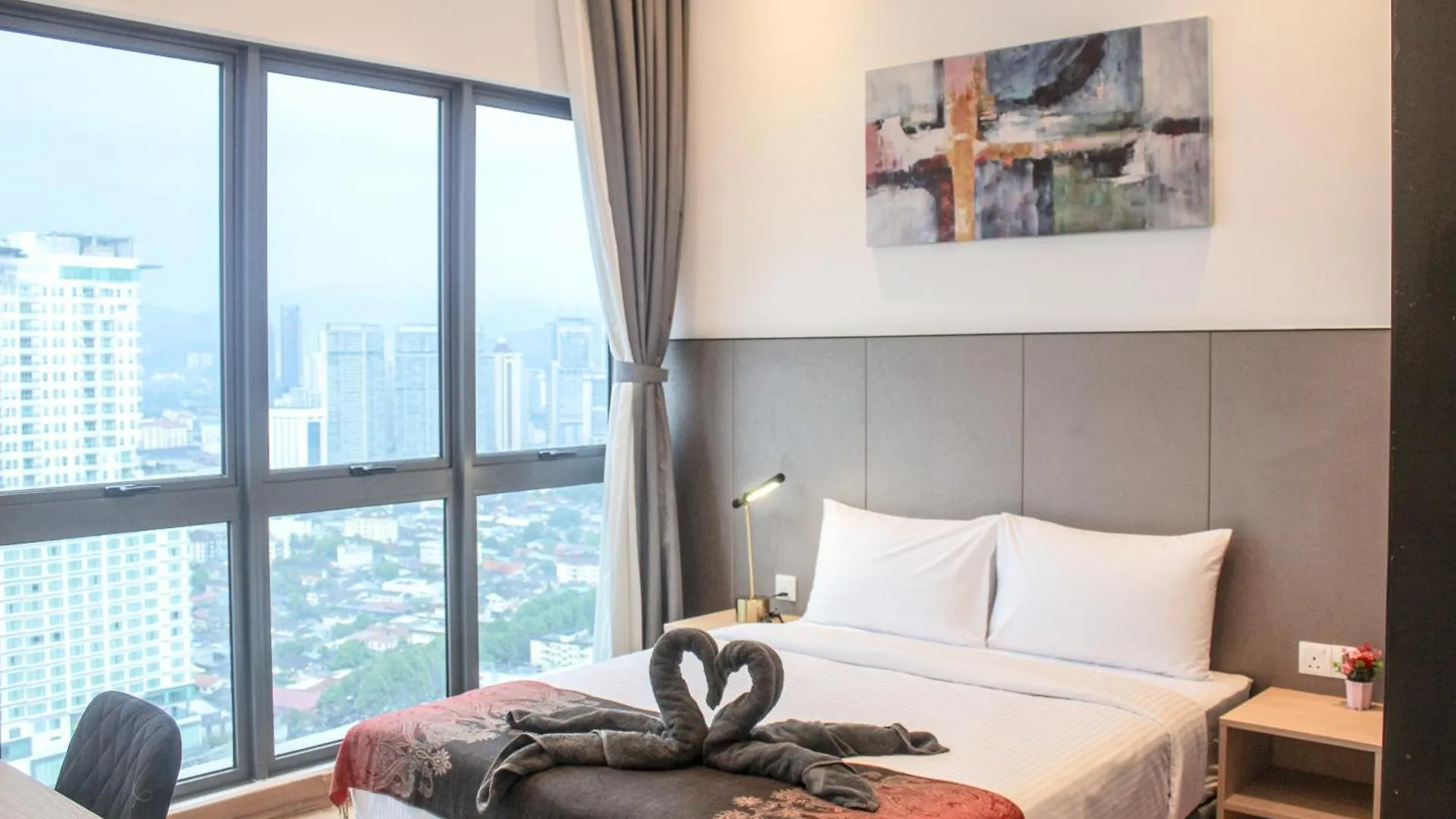 The Luxe Suites Klcc By Cozy Stay Kuala Lumpur